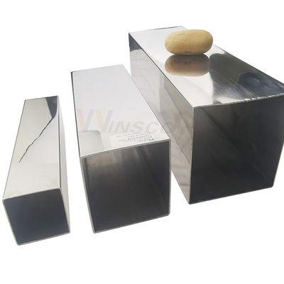 TUBO CUADRADO BRILLANTEの光沢600 CALIDAD 201 304の等級のDecorativo Inoxのステンレス鋼の正方形の管