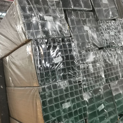 600 Grit 磨いたAISI 201 304 不同鋼方形管 装飾用用不同鋼方形管