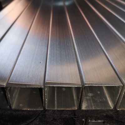 SUS 201 304 316 ミラーサテン 完成型 不同材 溶接管 0.7mm-3.5mm 厚さ 不同材 方形管 40mmx40mm